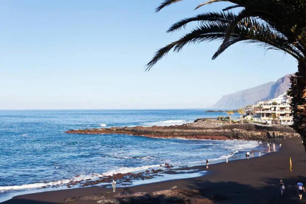 Casa Tres Vistas Luxury Apartment With Stunning Views To The Ocean Puerto de Santiago  Extérieur photo